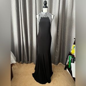 Betsy & Adam Gown Size 4